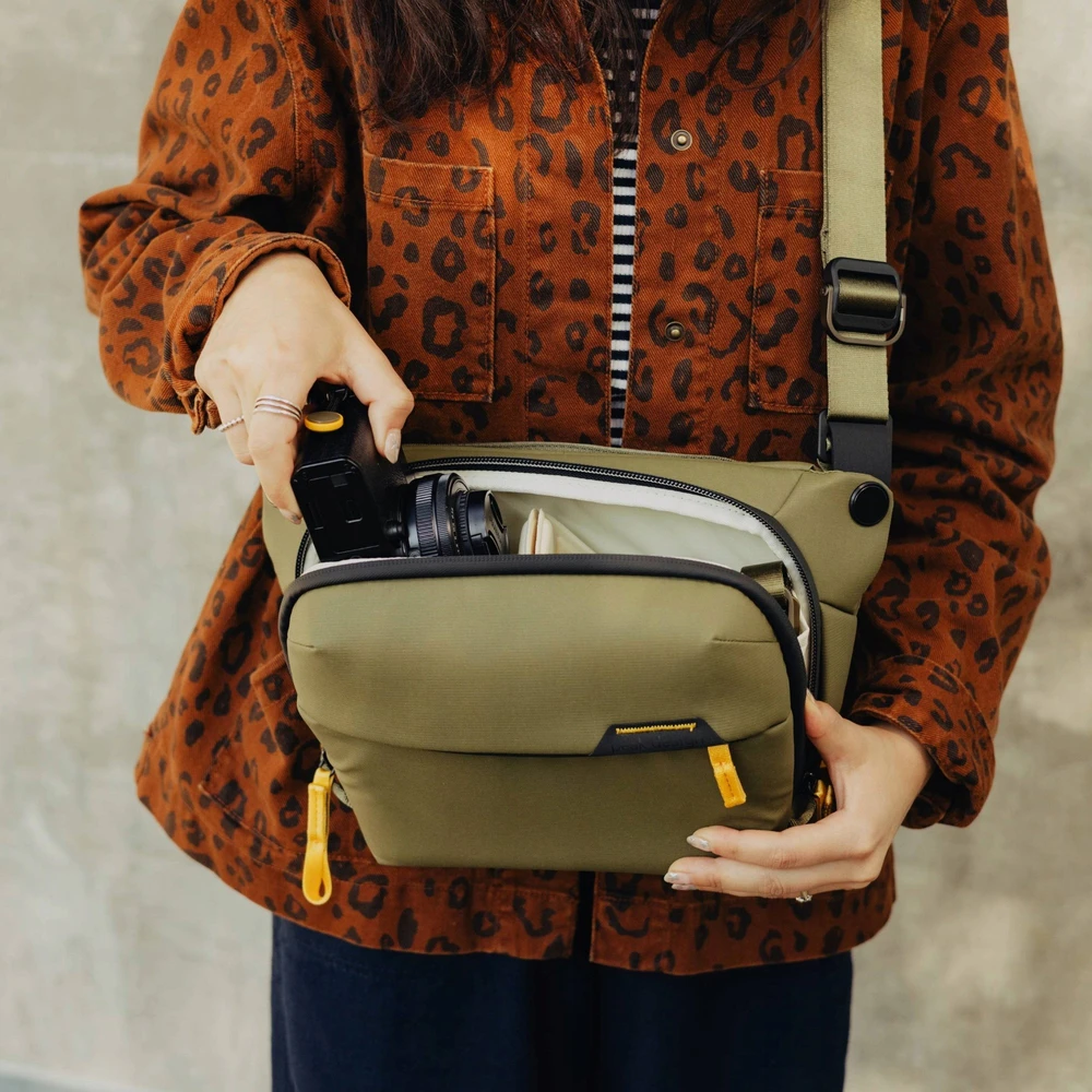 Krepšys Peak Design Everyday Sling V2 3L, ruda