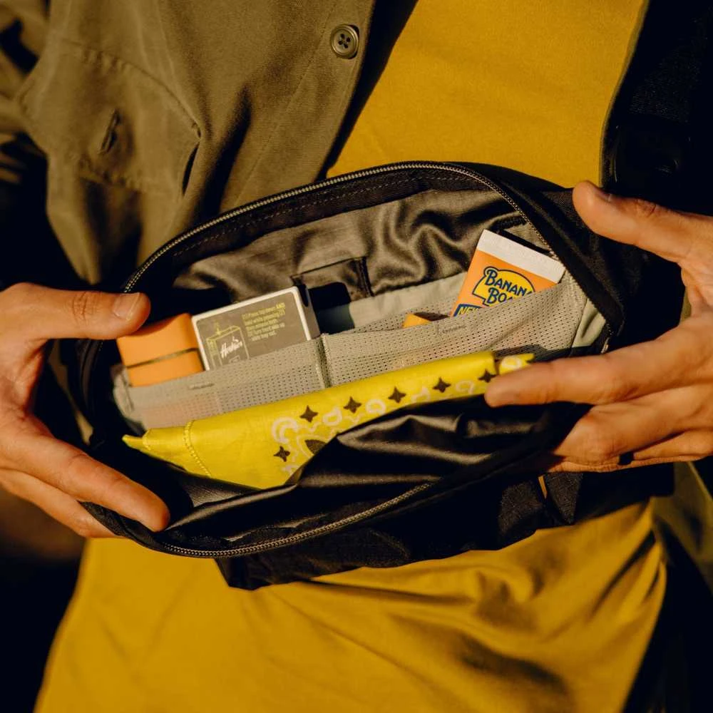 Peak Design Outdoor Sling 2L, juodas