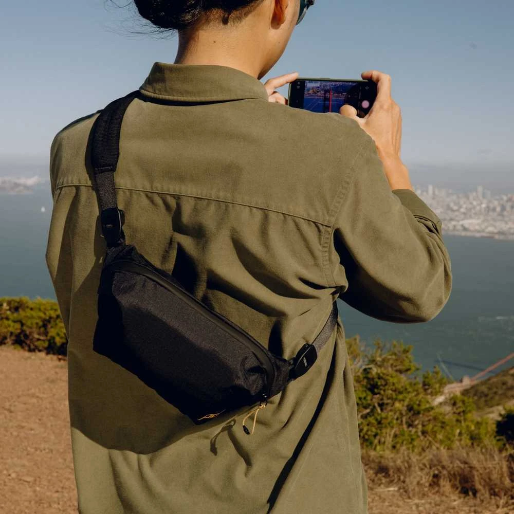 Peak Design Outdoor Sling 2L, juodas