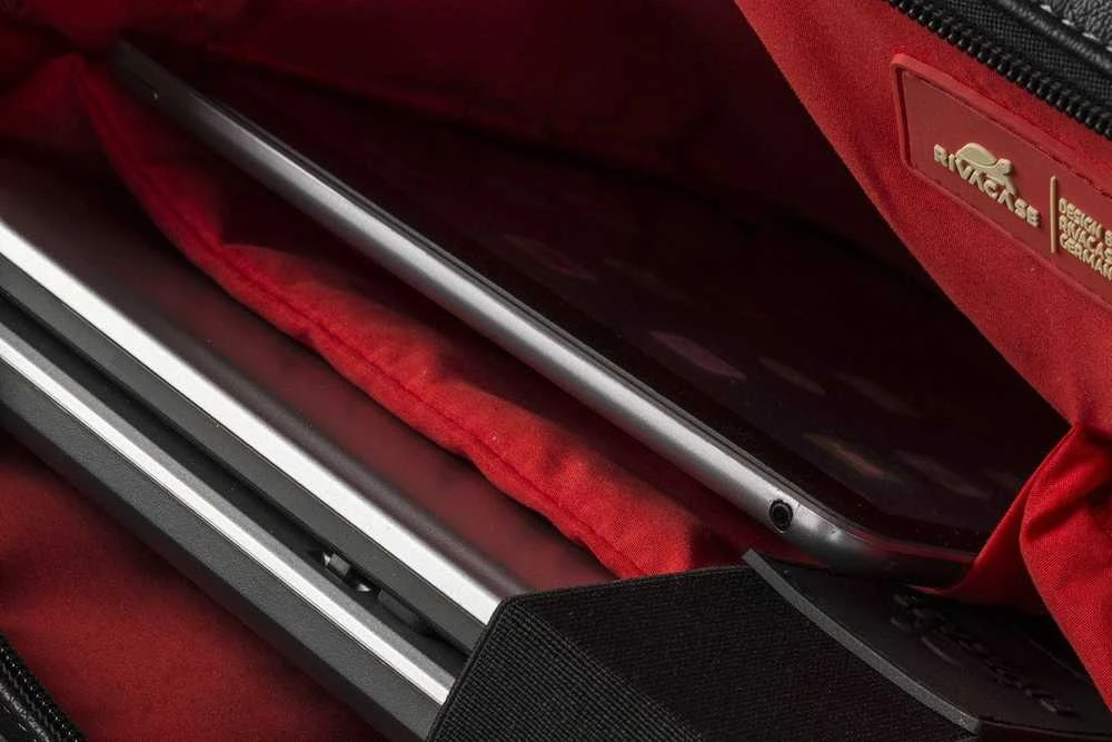 Krepšys RivaCase Orly 8991 15.6 "(RC8991 _ BK)