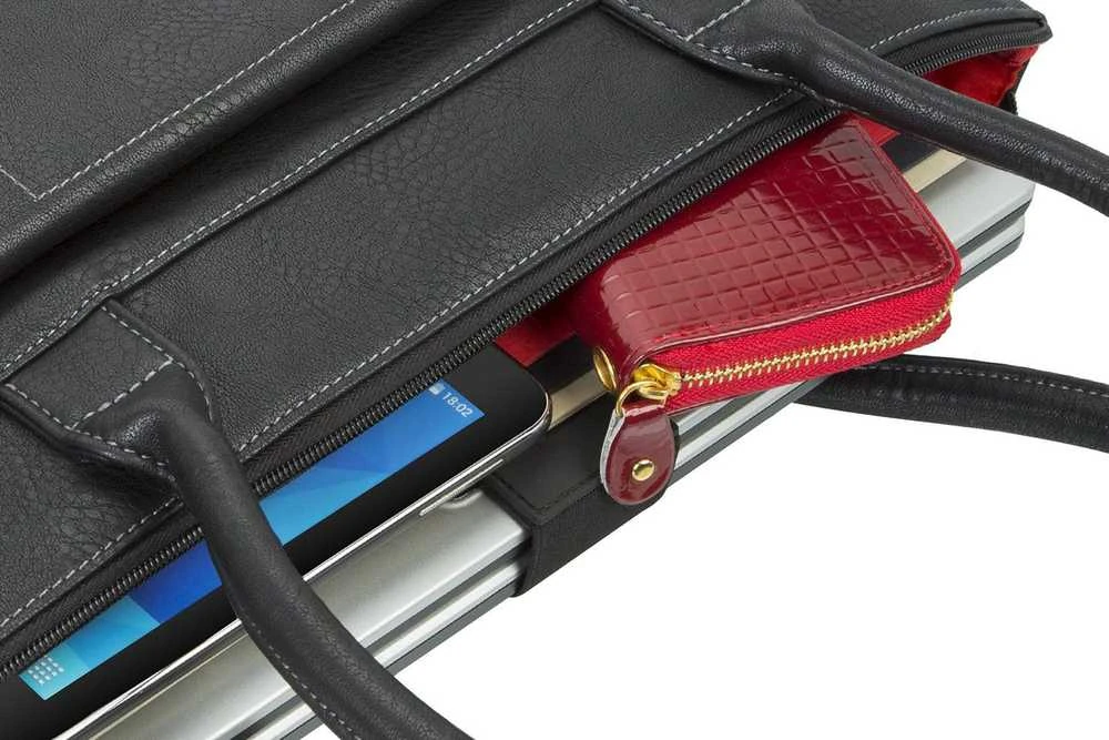 Krepšys RivaCase Orly 8991 15.6 "(RC8991 _ BK)