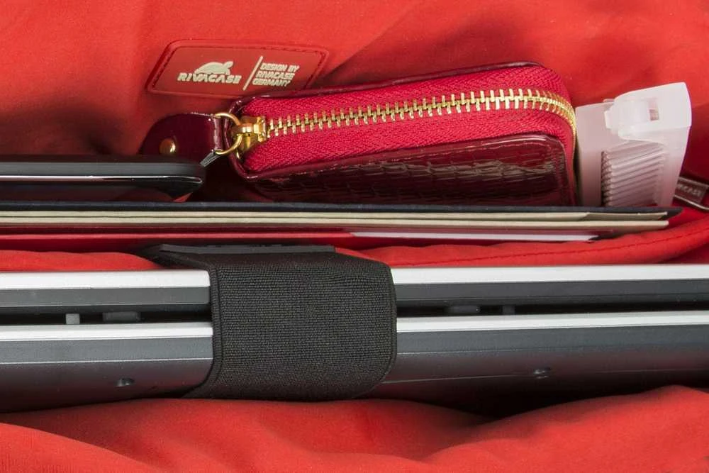 Krepšys RivaCase Orly 8991 15.6 "(RC8991 _ BK)