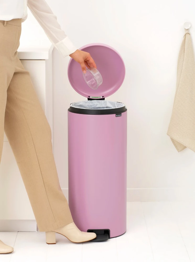Krepšys skalbiniams Brabantia Brabantia Treteimer Newicon 30 L Lilac Rožinė