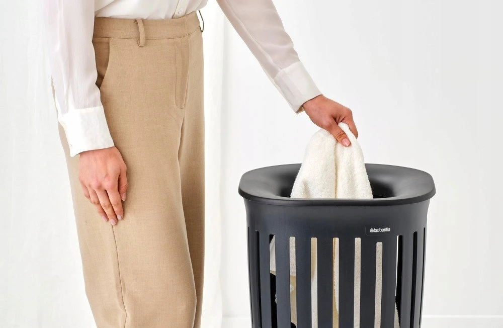 Brabantia veļas grozs Collect-It, 55l, juodas