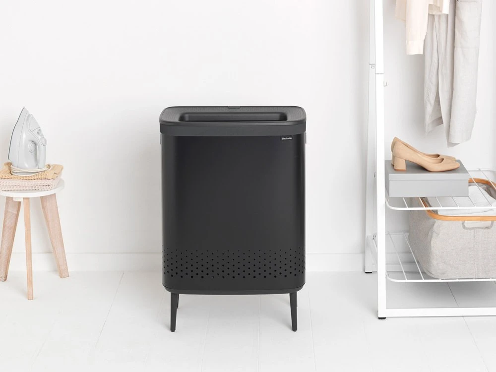 Brabantia Skalbinių dėžė BO, 2 x 45 l, matinės juodos spalvos