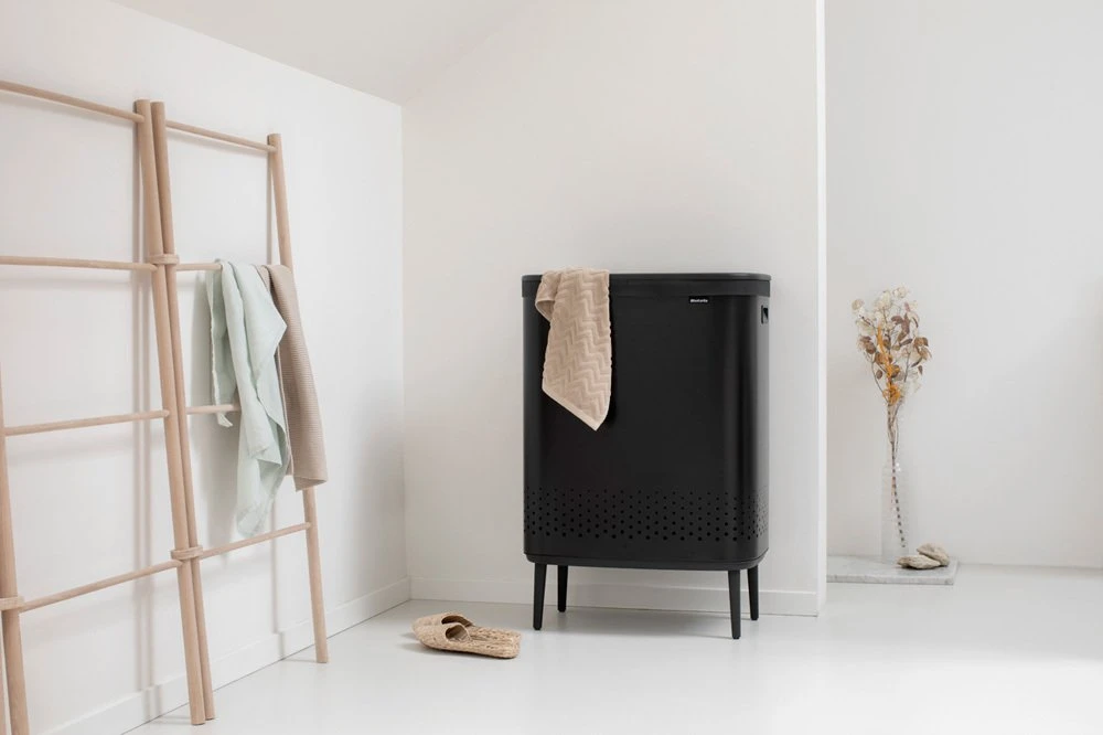 Brabantia Skalbinių dėžė BO, 2 x 45 l, matinės juodos spalvos