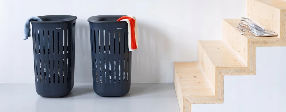 Krepšys skalbiniams Brabantia Pojemnik na bieliznę Collet-It 55 L Juodas 244667