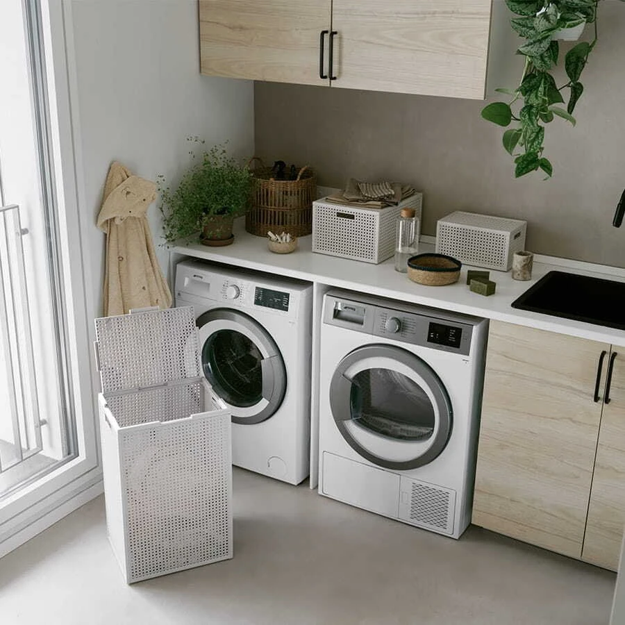 Curver Kaya skalbinių kliūtis Row Linen 60l