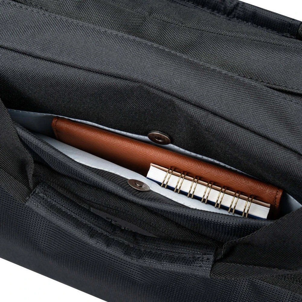 Targus | CN415GL Classic EcoSmart | Tinka iki 15-16 " | Briefcase | Shoulder strap | Juodas