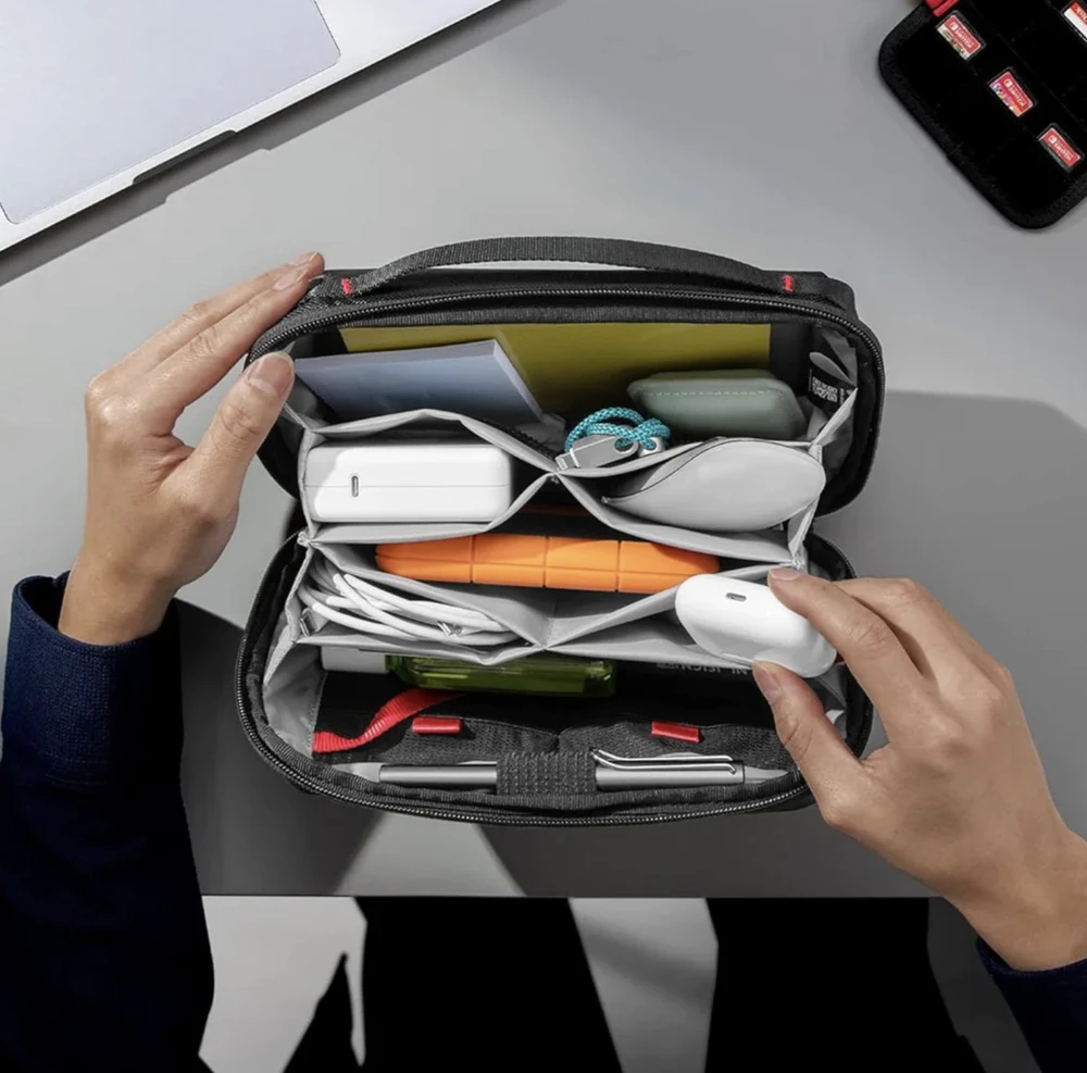 Priedas Pouch 2.4L Tomtoc Navigator-T13 (juodas)
