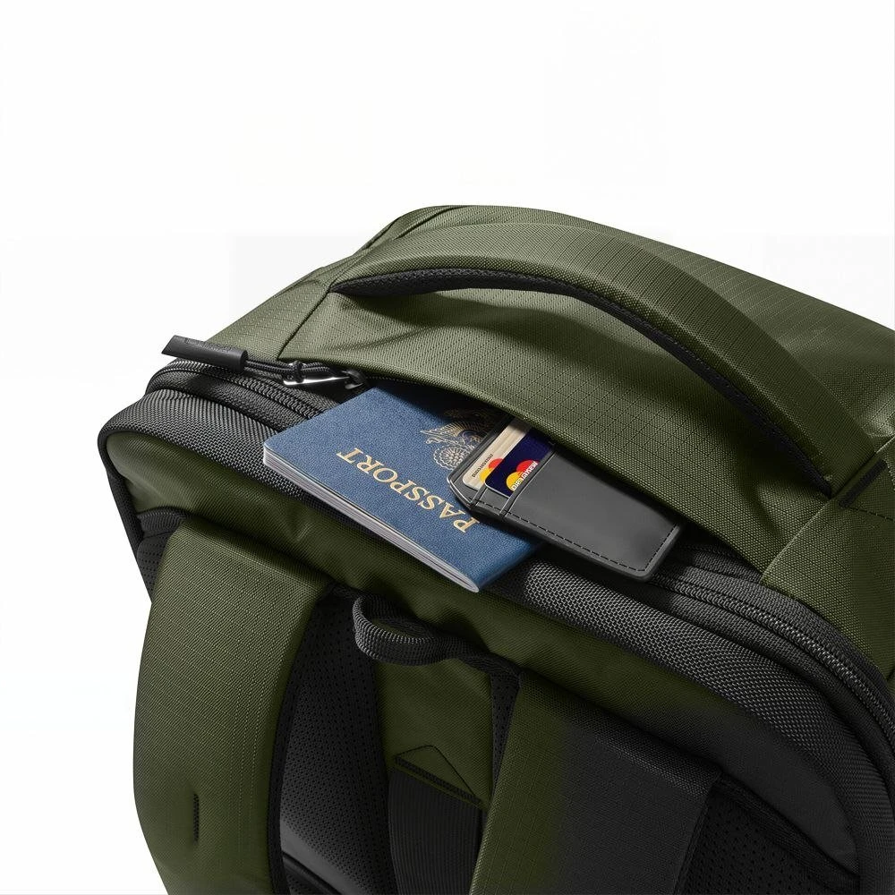Tech-Protect DEFENDER S70 RYANAIR & WIZZAIR kelioninė kuprinė nešiojamam kompiuteriui, 24 l 40x30x20, karinė žalia