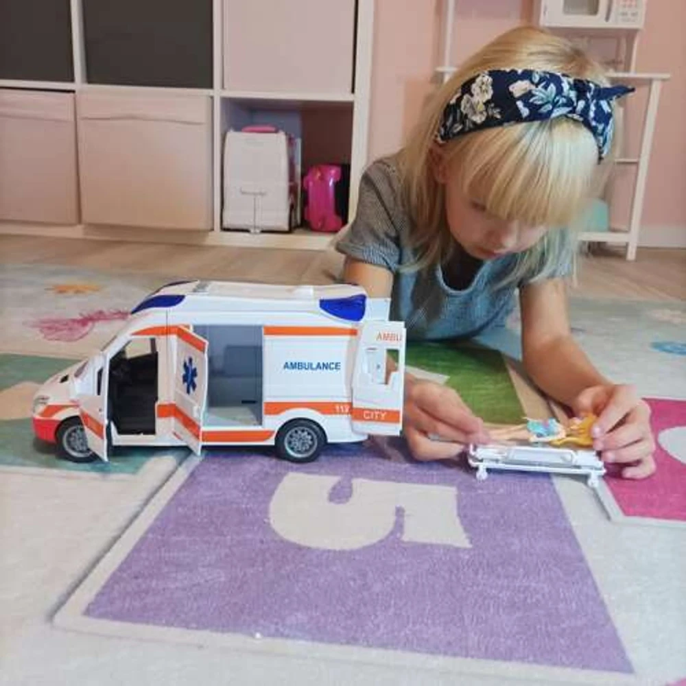 Kruzzel Ambulance 22731