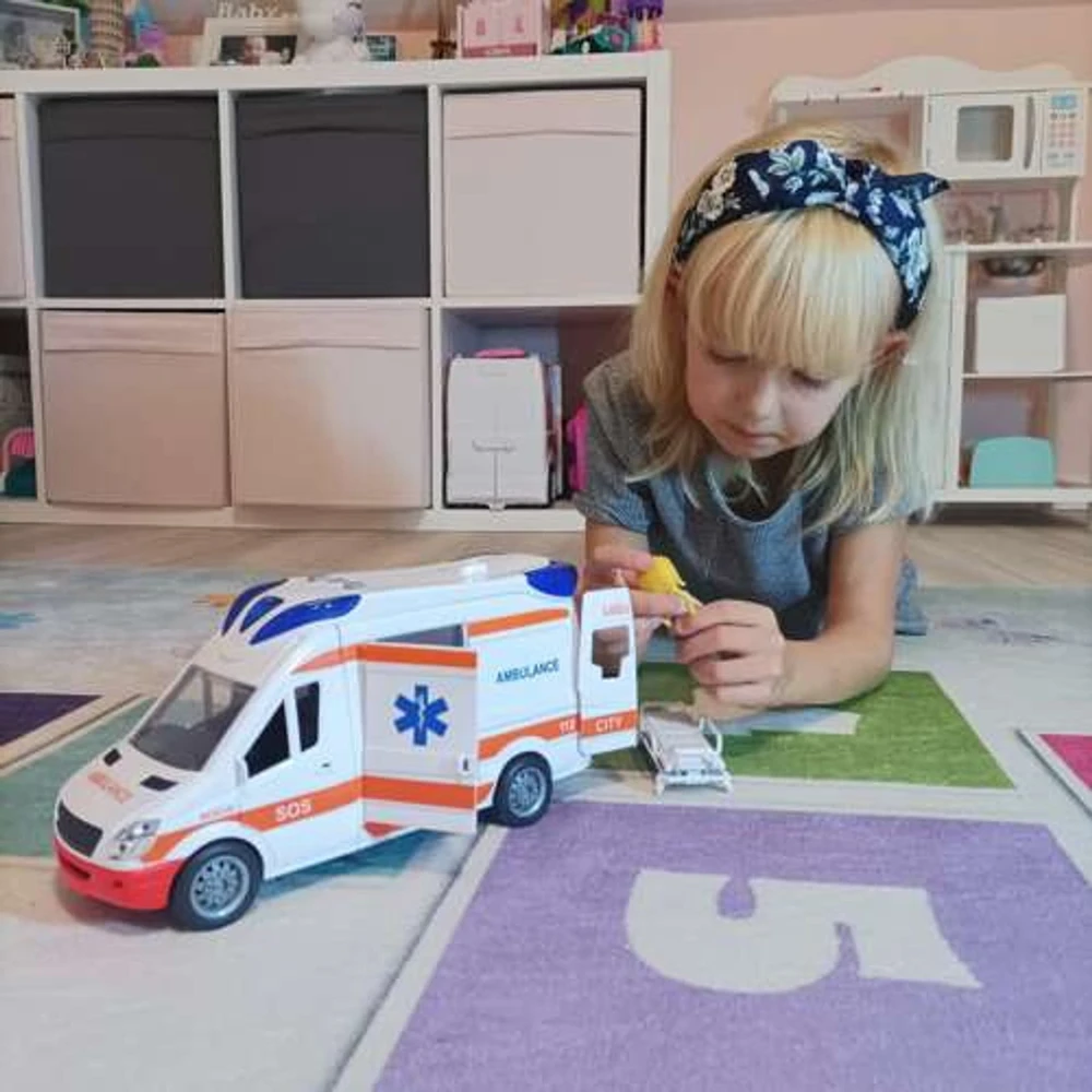 Kruzzel Ambulance 22731