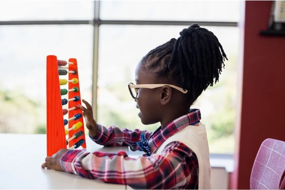 Kruzzel Wooden abacus 23526