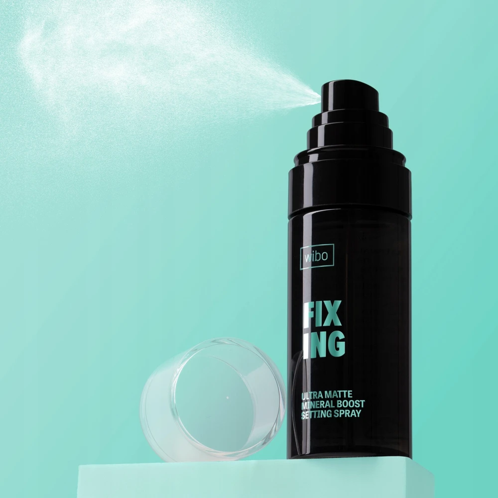 Kryolan Wibo Fixing matinį efektą suteikiantis makiažo fiksavimo purškiklis 55 ml