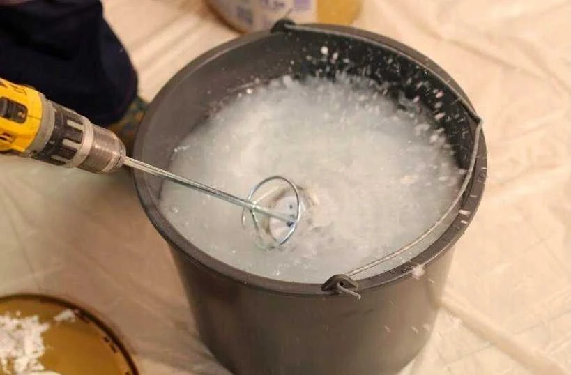 Kubala Dažų ir glaisto volelių valymo įrankis