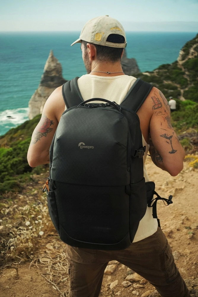 Kuprinė Lowepro Fastpack BP 450 AW IV Juodas (LP37508-PWW)