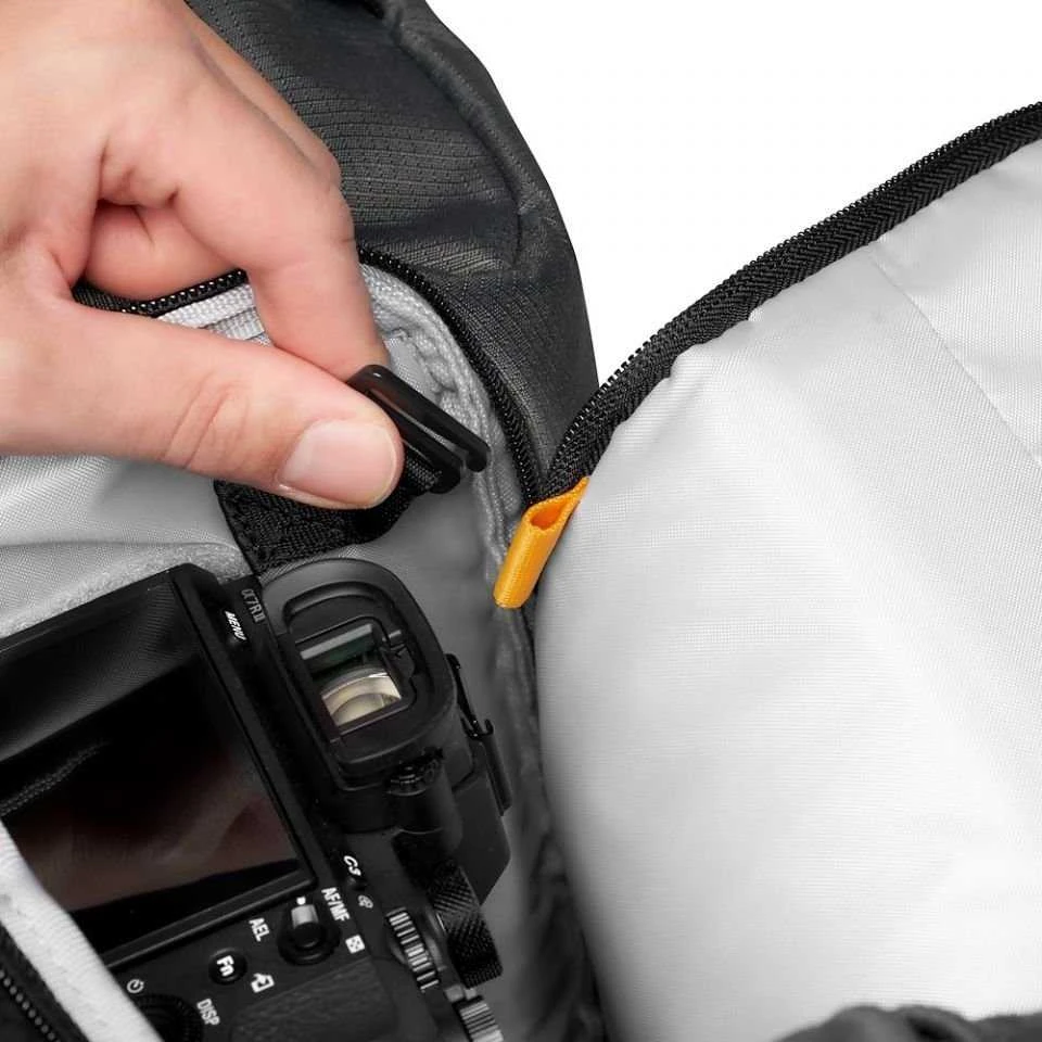 LOWEPRO FASTPACK BP 250 AW III Juodas