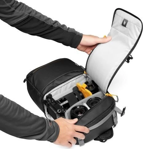 LOWEPRO SLINGSHOT SL 250 AW III Juodas