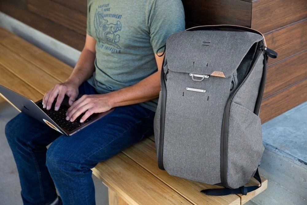 Kuprinė Peak Design Everyday Backpack 30L v2 - Grafitowy - EDLv2