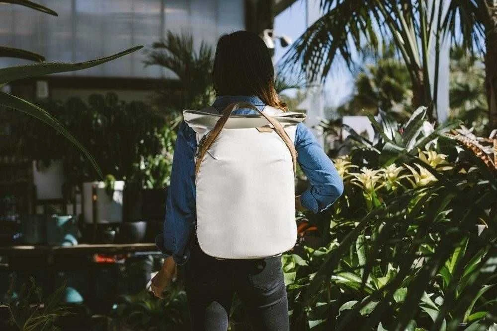 Peak Design kuprinė Everyday Totepack V2 20L, kaulinė
