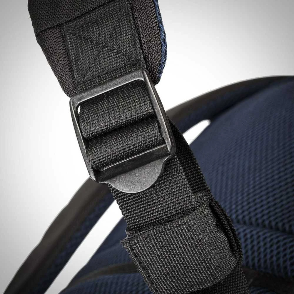 Rivacase kuprinė nešiojamam kompiuteriui iki 17.3" 8460 (juoda)