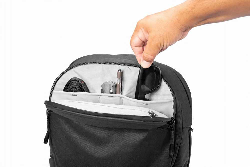Turistinė kuprinė Peak Design Kuprinė Travel Line Peak Design Travel Backpack 30L Juodas – juoda