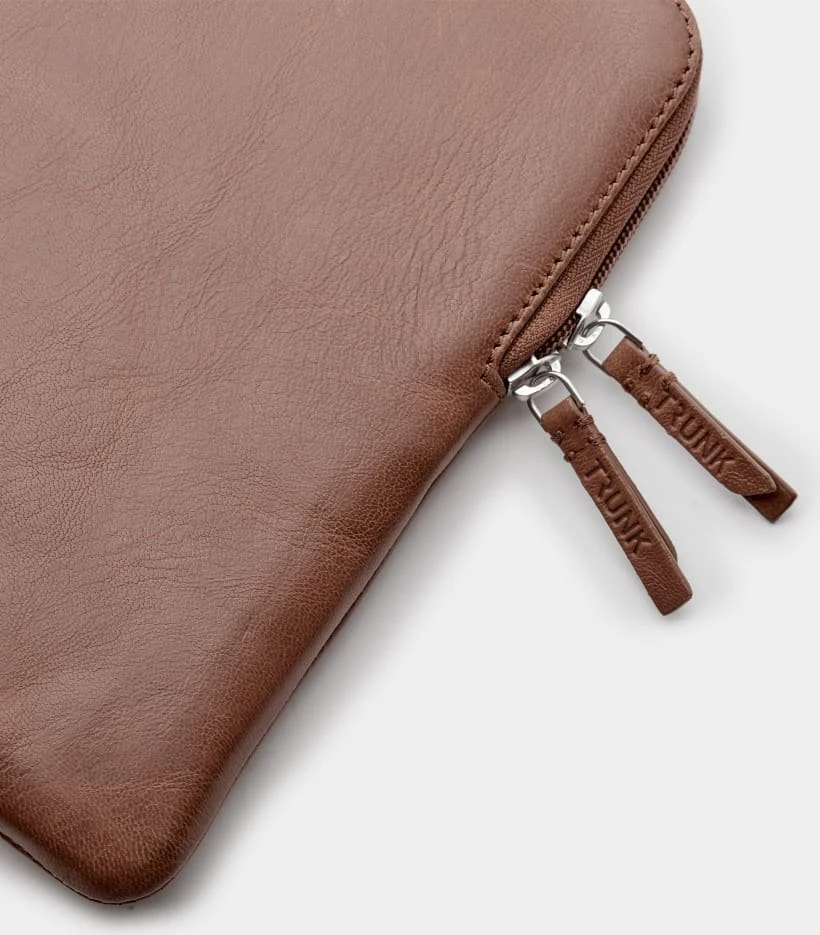 Trunk MacBook 14" ruda