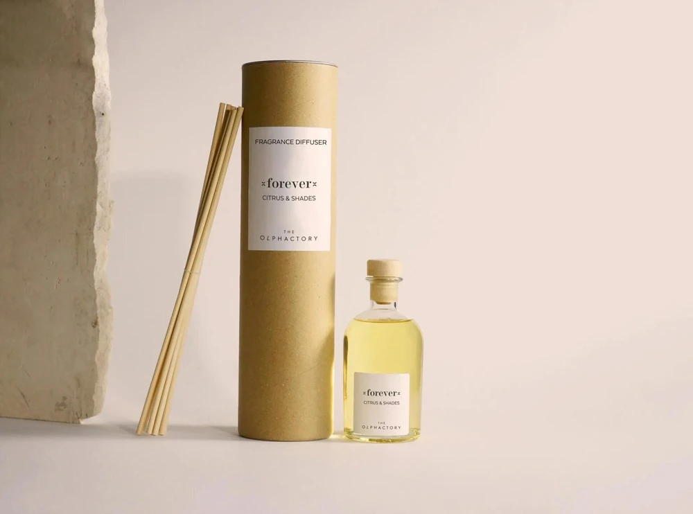 The Olphactory Forever Citrus & Shades kvapų lazdelės Aroma Reed Diffuser, 250 ml