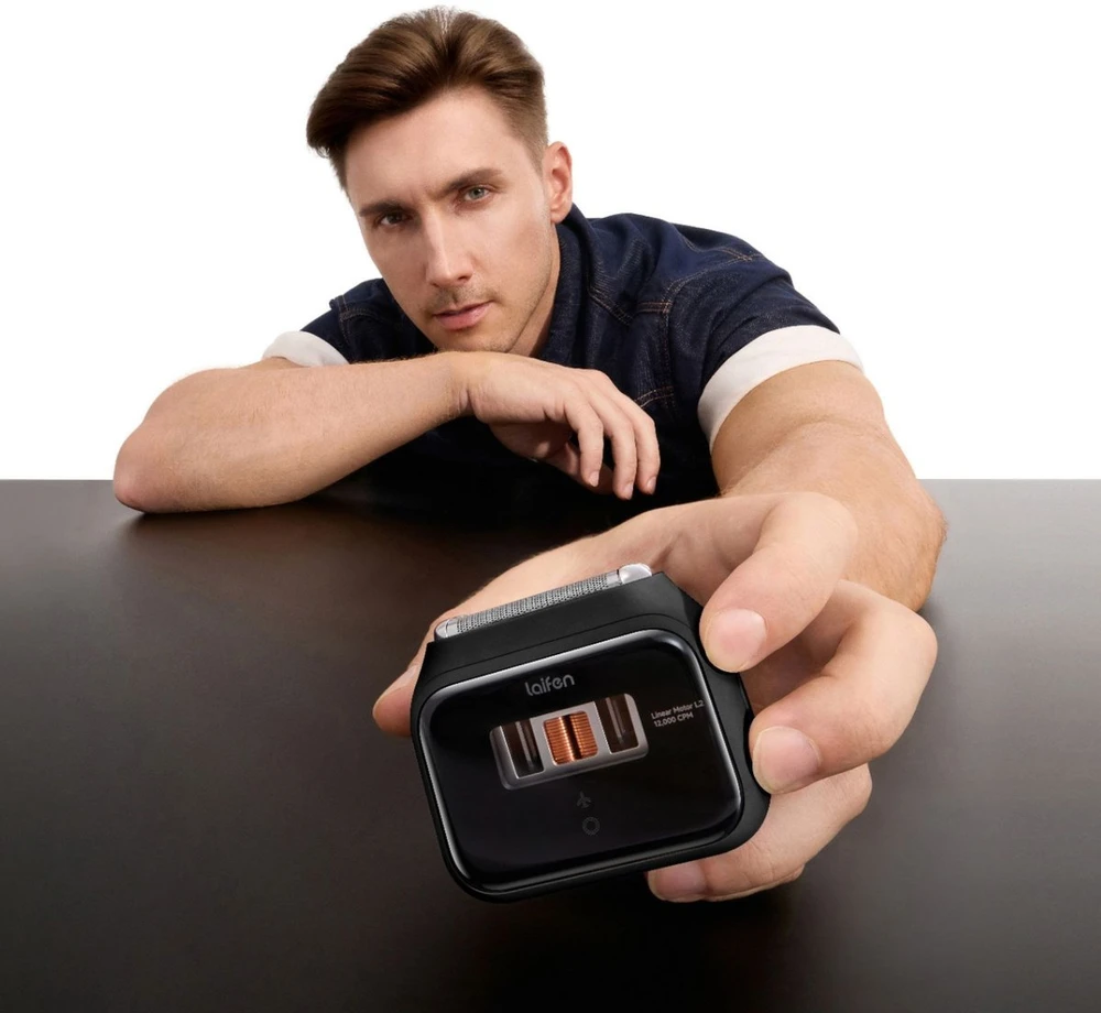 Laifen P3 ABS Barzdaskutė Foliowa IPX7 USB-C Bez podrażnień Pordóżna 24k Juoda