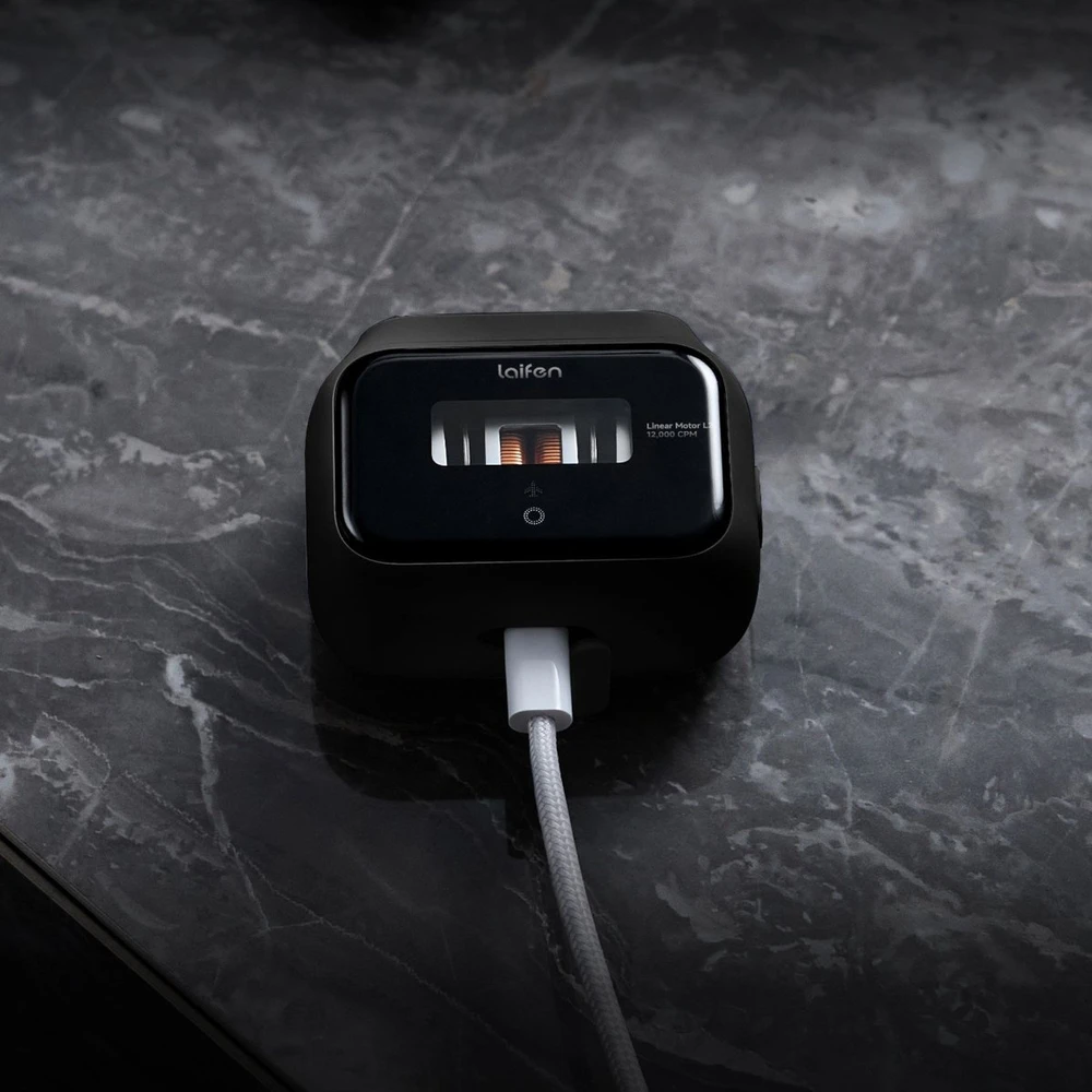 Laifen P3 ABS Barzdaskutė Foliowa IPX7 USB-C Bez podrażnień Pordóżna 24k Juoda