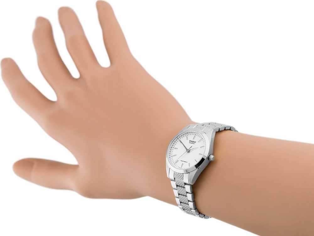 CASIO Moteriškas Laikrodis LTP-1274D-7A Meninė Elegancija