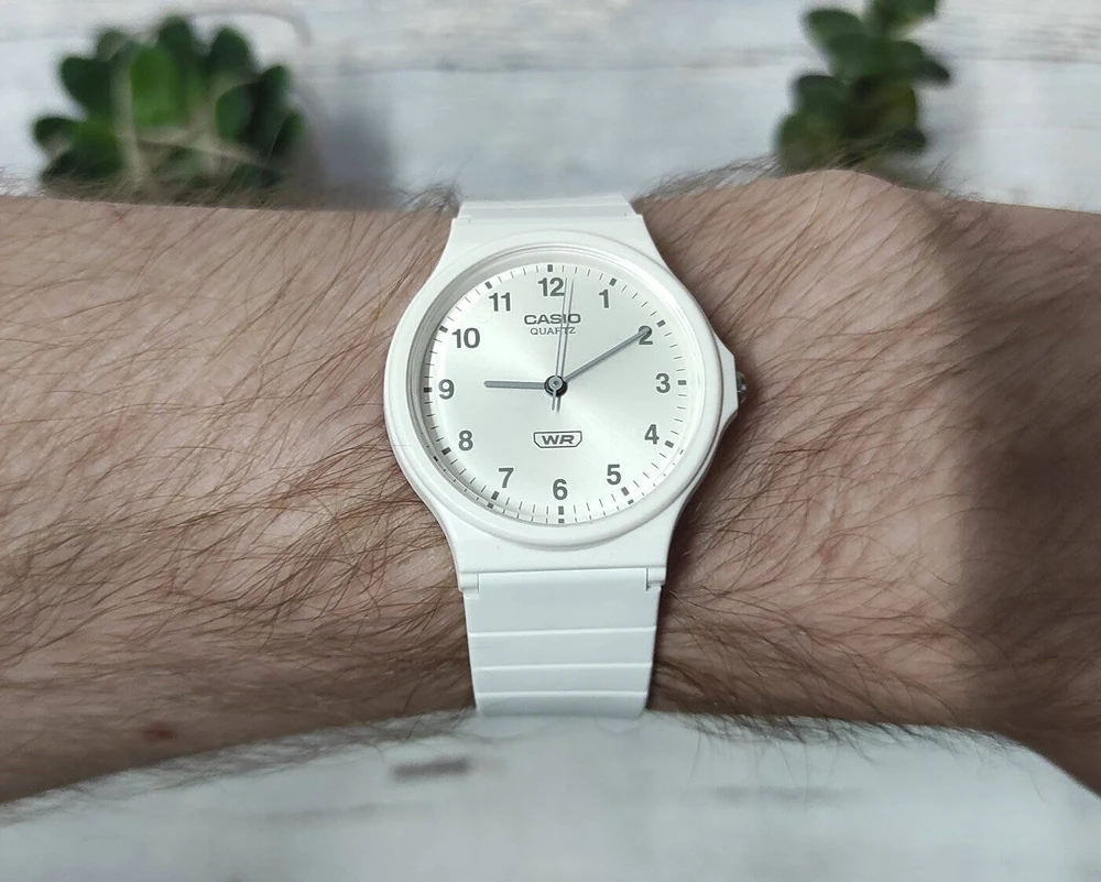 Laikrodis Casio MQ-24B-7BEF