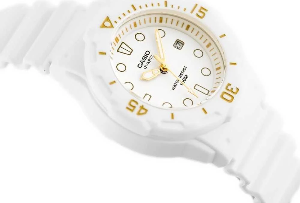 Laikrodis Casio Moteriškas laikrodis CASIO LRW-200H 7E2 (zd557i)