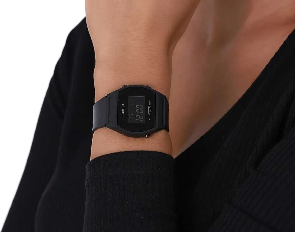 Laikrodis moterims CASIO Vintage LW-204-1BDF + dėžutė