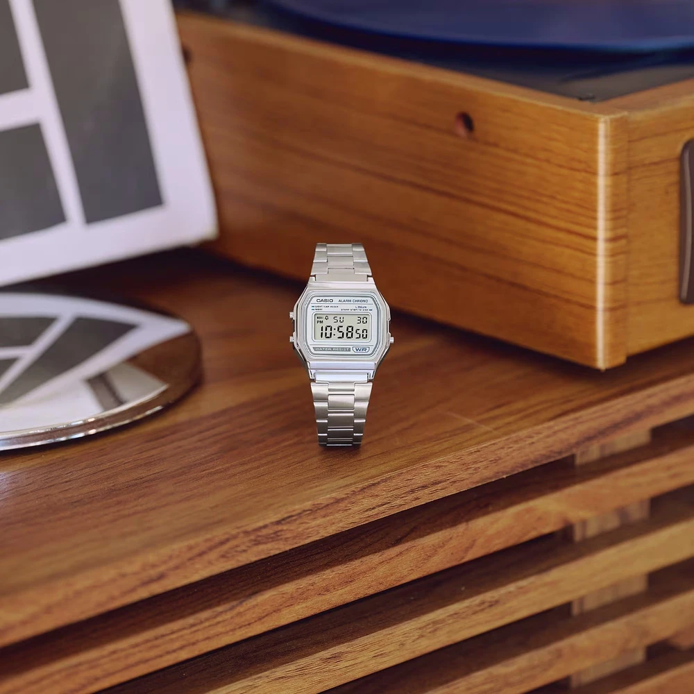 Laikrodis „Casio Vintage 9CFD5“