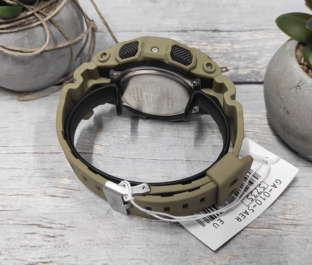 „Casio G-Shock Origin GA-010-5AER“ laikrodžio laikrodis su anglies pluošto šerdies apsauga