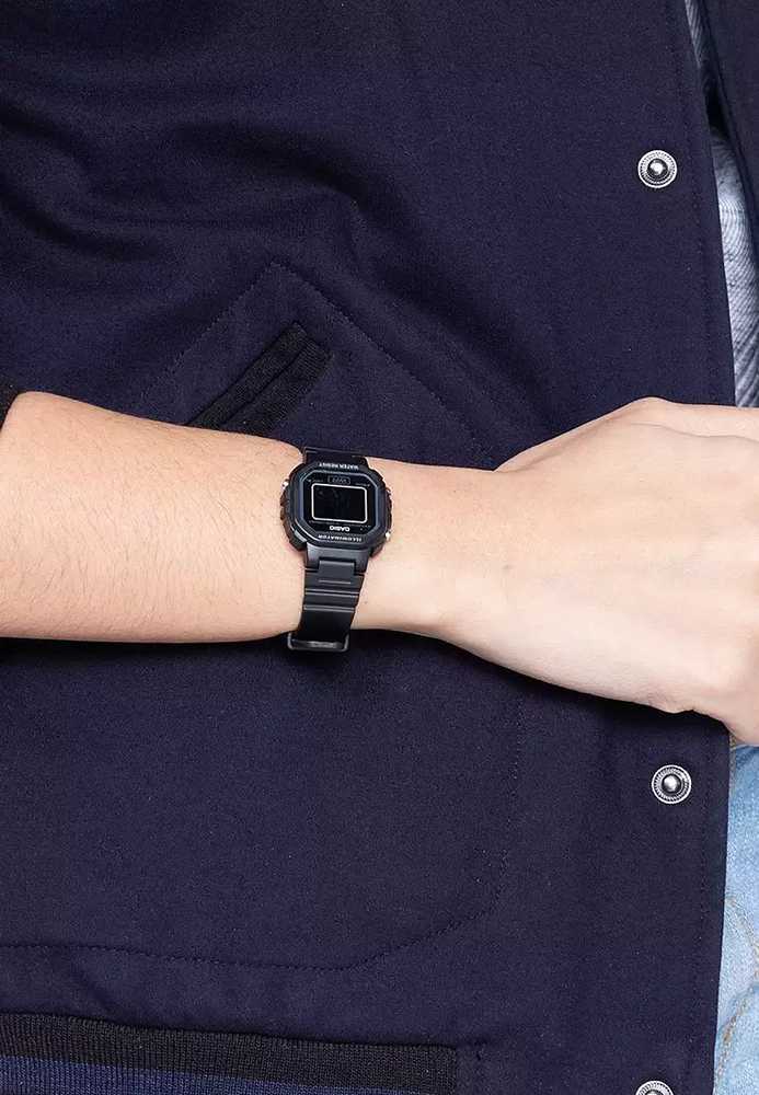 Vaikinas laikrodis CASIO LA-20WH-1BDF + dėžutė