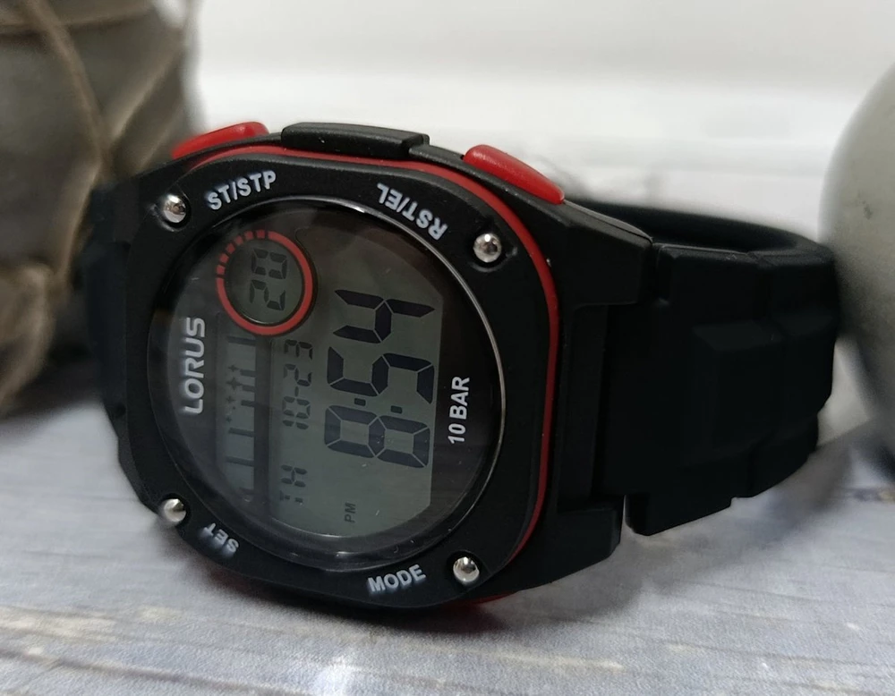Laikrodis LORUS WATCHES R2327QX9
