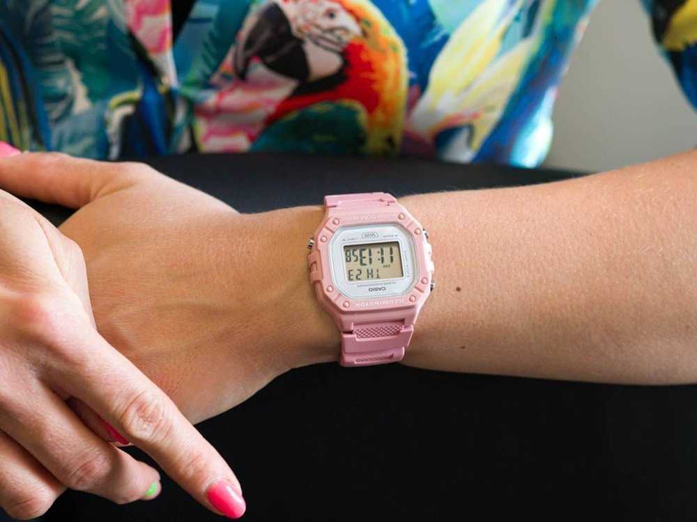 CASIO UNISEX LAIKRODIS W-218HC-4A + DĖŽUTĖ (zd208h)