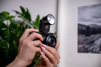 Fotoaparato blykstė - Newell Elea Mini Flash Gun (Newell, 300 mAh, 480 blykstės, 5600 K)