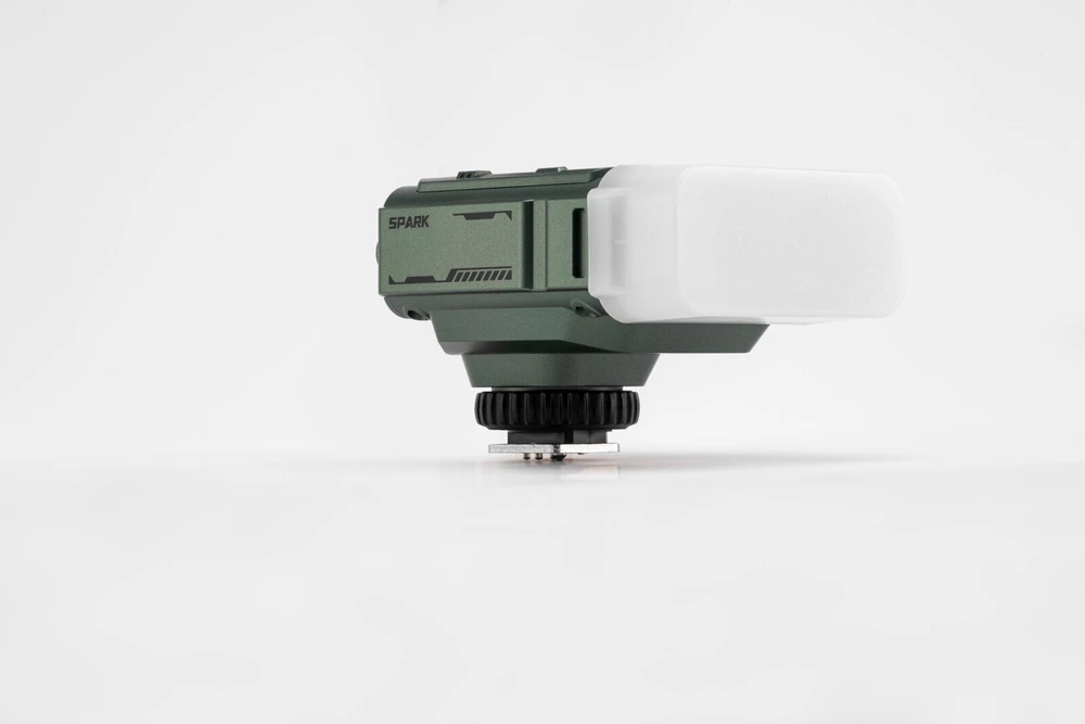 Whitenergy Apšvietimo priedas - Viltrox Lampa Spark Z3-Fujii Kompaktiška Šviesa Žalia