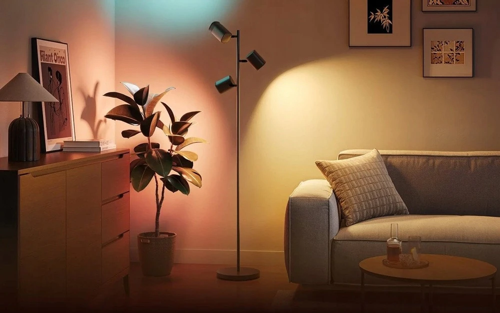 Govee LED grindų lempa su 3 galvutėmis, 157 cm, juoda, H60B2