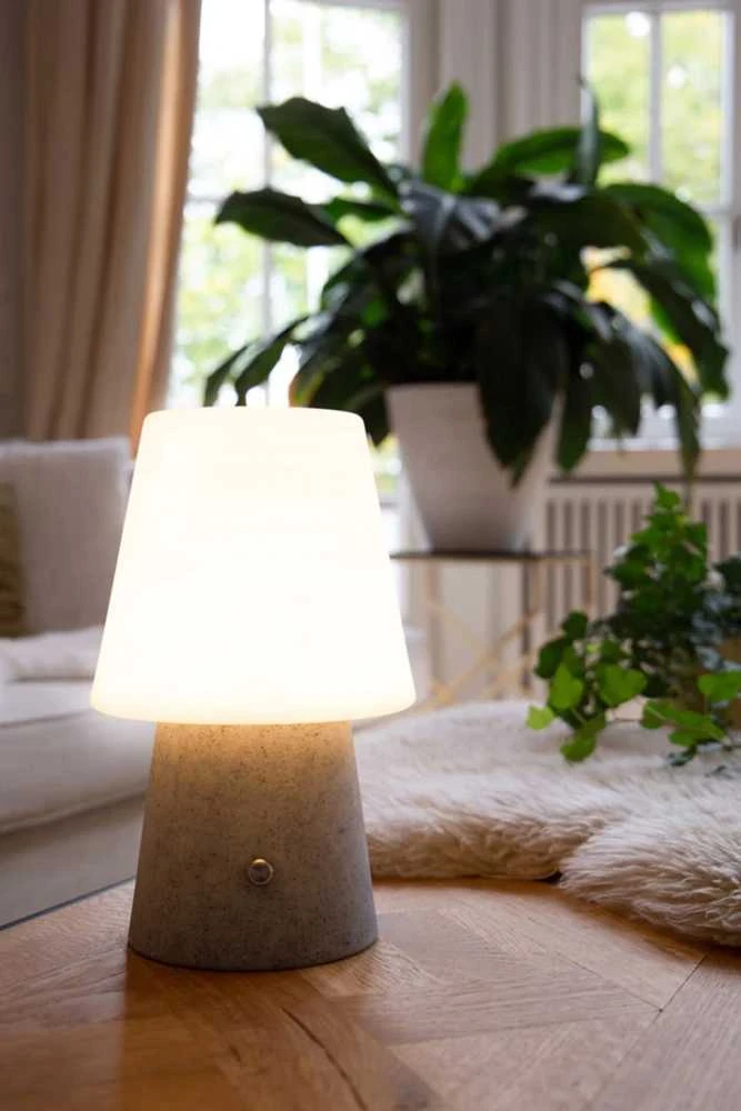 Šviestuvas „Lampa stołowa 8 seasons 8 seasons No. 1 Stone 30“ su reguliuojamu šviesos srautu RGB LED su baterija