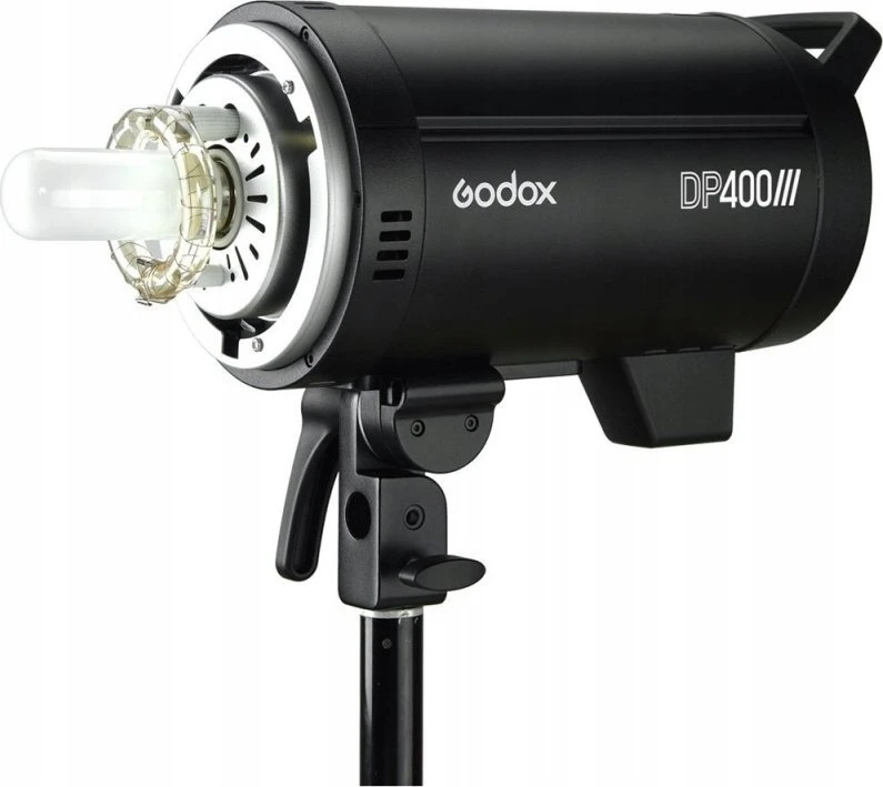„Godox DP400III Studio Flash“.
