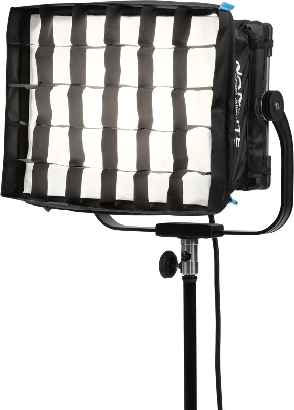 Studijos lempa Nanlite Alien 150C