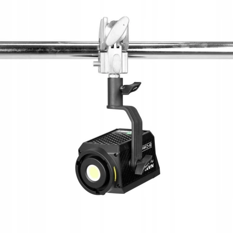 Studijinė lemputė Nanlite Forza 60B II LED dvispalvė kryptinė šviesa su 19° ir 36° projekcijos priedu (12-2045 KIT-PJ-FMM)