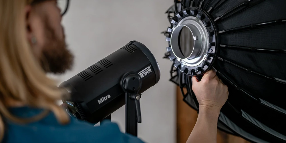 LED Šviestuvas Newell RGB Mitra 180