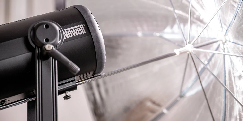 LED Šviestuvas Newell RGB Mitra 180