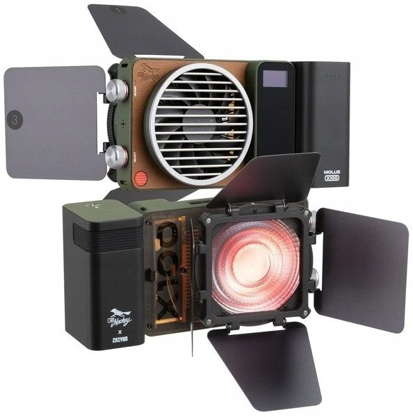 „Zhiyun Molus LED X100RGB Pro Cob Light“ studijos lempa